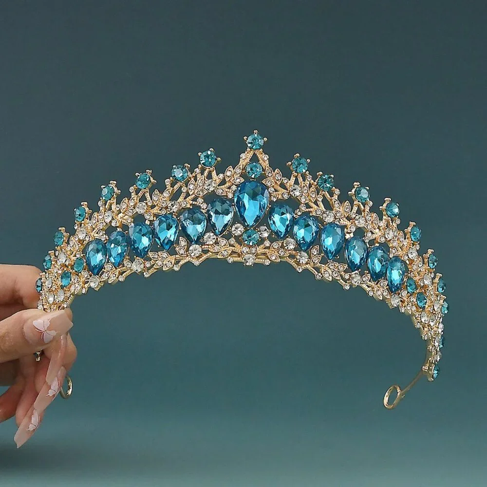 Tiaras and Crowns for Women